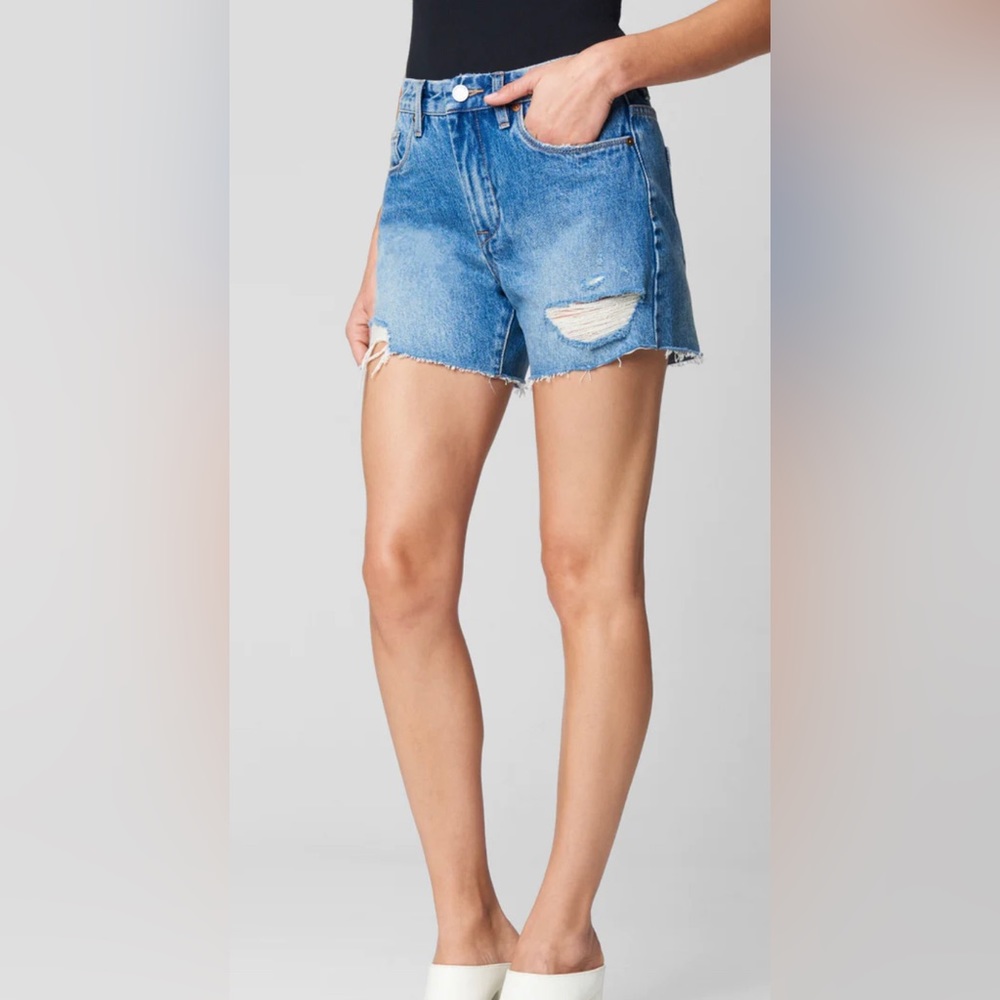 Blank NYC denim Perry shorts. Size 26. New with tags.